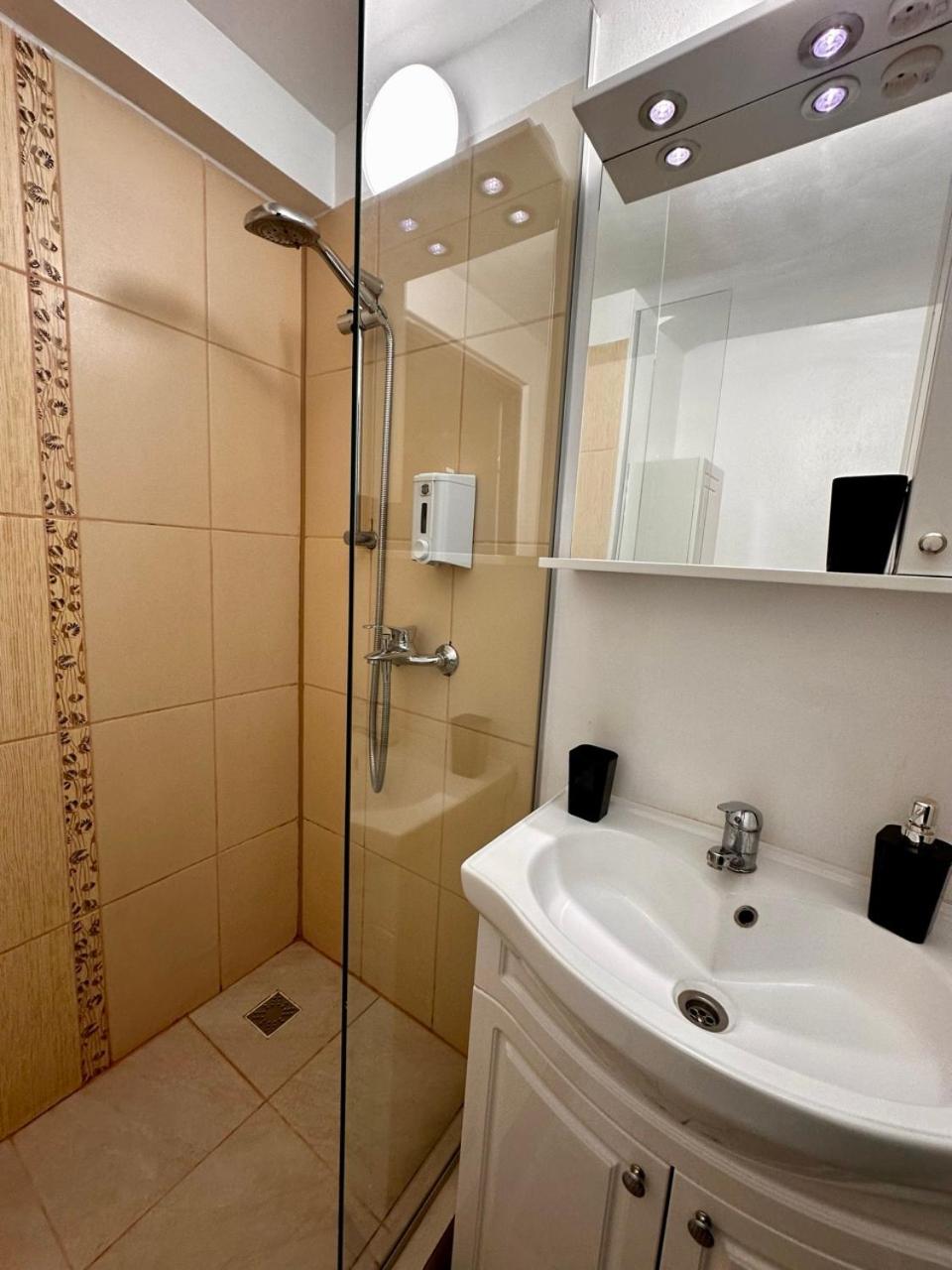 Amzei Apartment Bucuresti Bagian luar foto